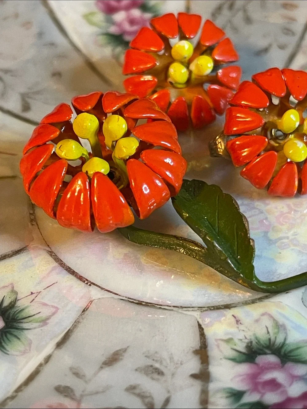 1960’s Retro Colorful Enamel Flower Brooch & Clip On Earring Set
